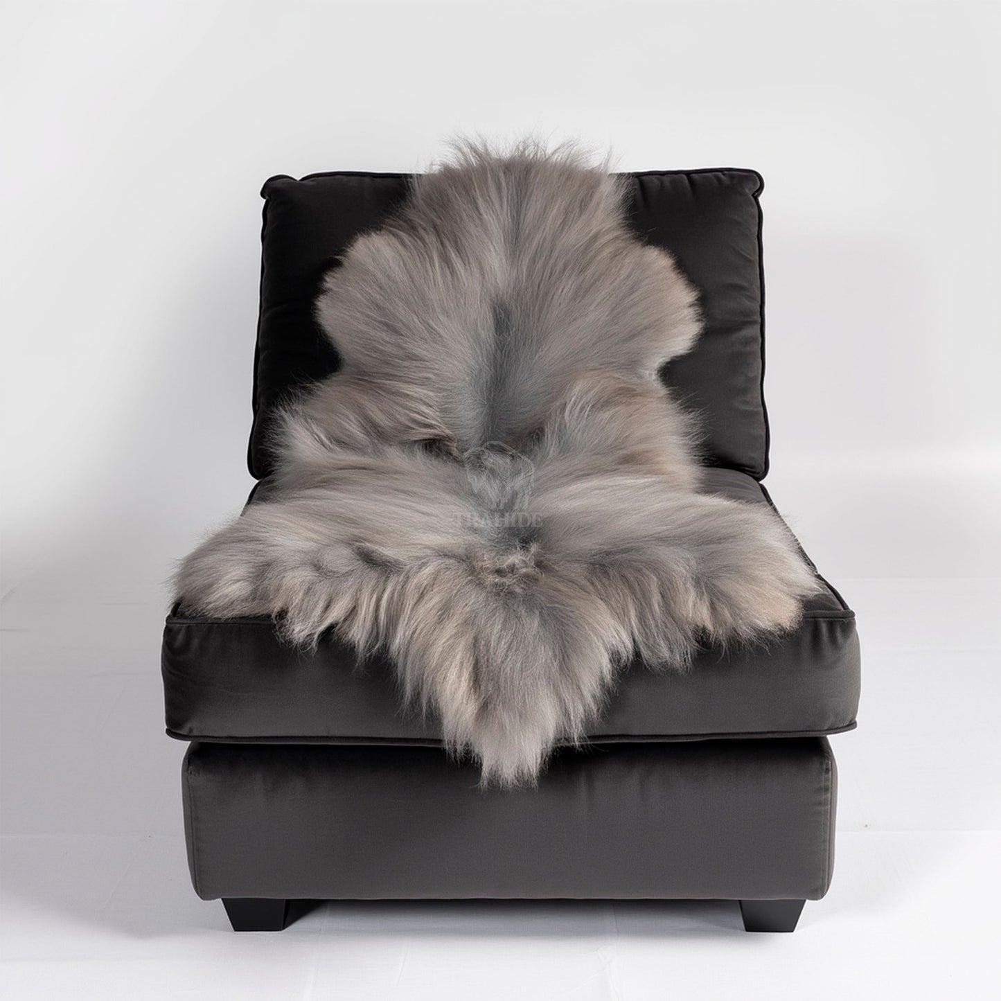 Luxury Norwegian Viking Heritage Sheepskin - Frosted Gray Long-Hair