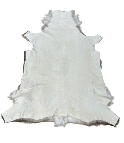 Premium Reindeer Hide Rug Natural - Outdoor Quality - Standard Size - Trahide