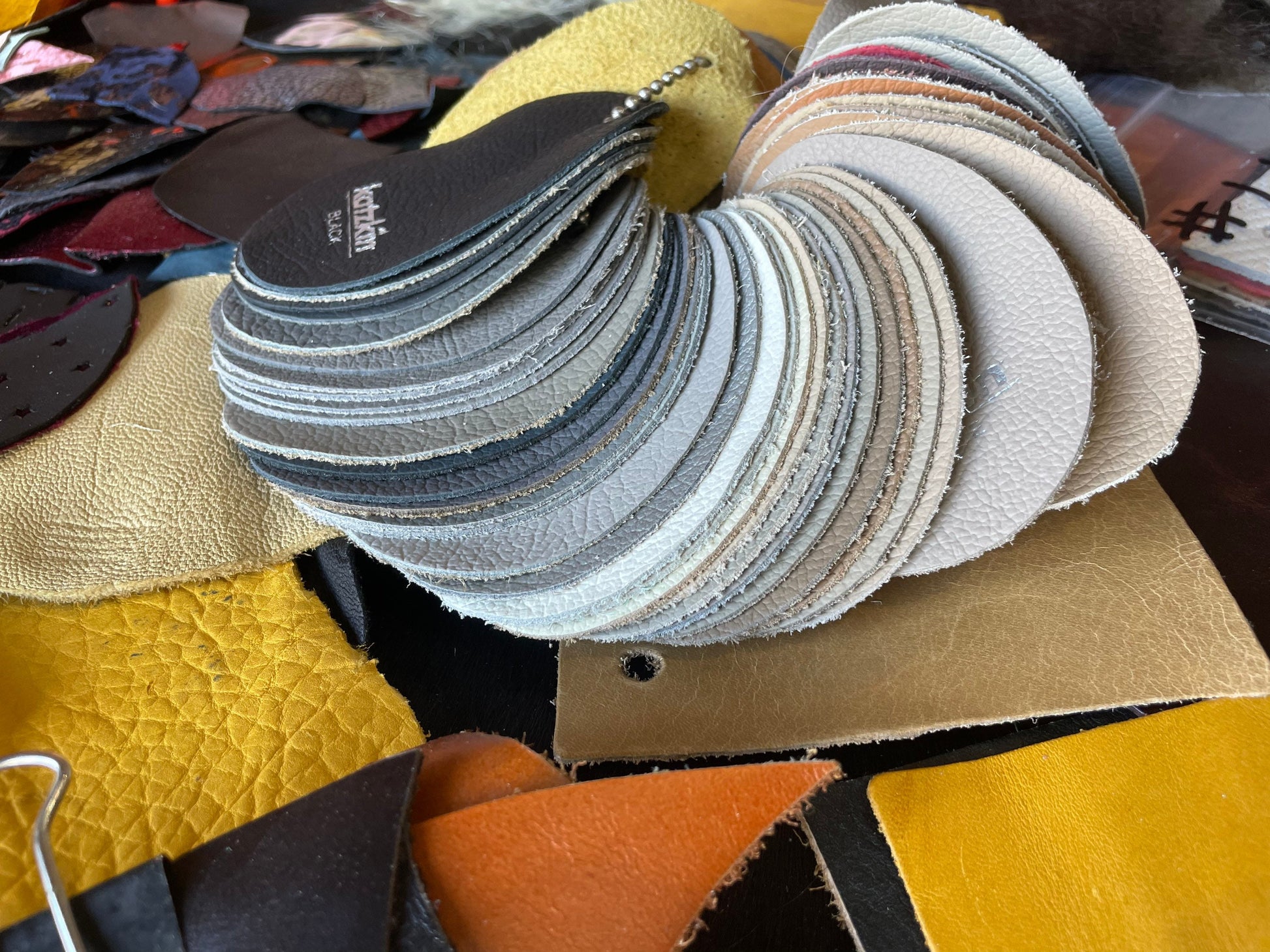 Leather Scraps per Pound