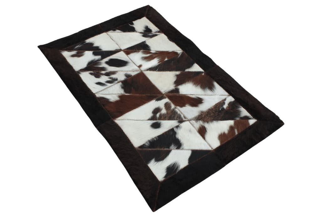 TRAHIDE - Rectangular Patchwork Rug - Cow Hide Center with Bison Borders - 2x3 Feet - Premium Quality - Rustic Home Decor