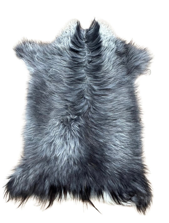 Norwegian Sheepskin | Frosted Gray Long-Hair Viking Heritage - 4' x 2.5'