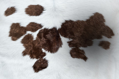Cowhide Rug | Brown & White Hair-On – Natural Cut